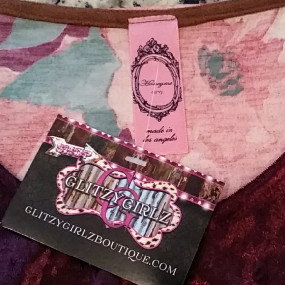 Glitzy Girlz Top - Picture 3 of 8
